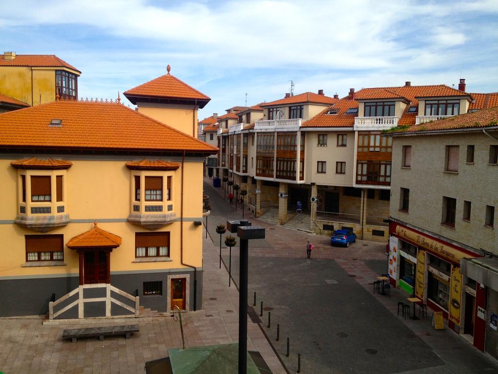 Pension Las Barqueras Hotel Llanes Exterior photo